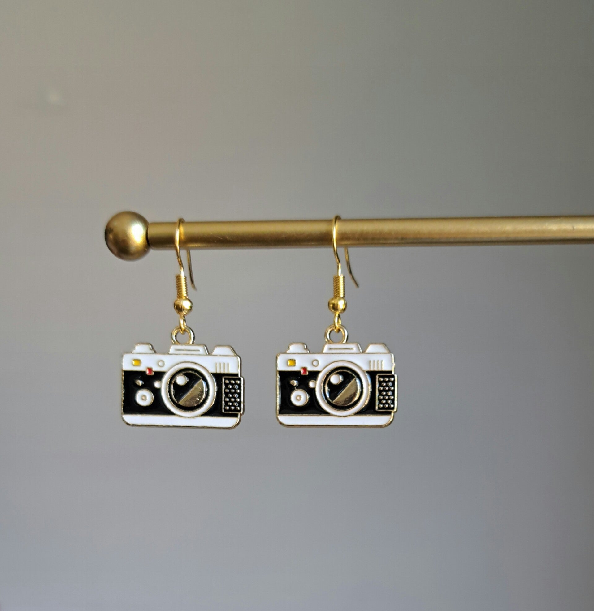 Retro camera