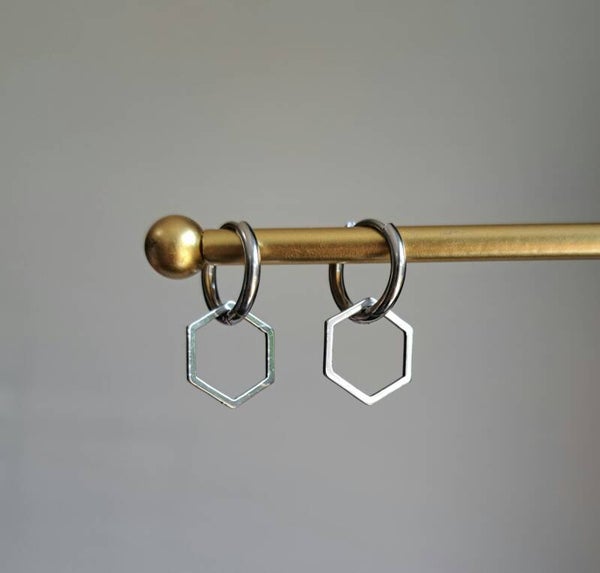 Stainless steel met hexagon