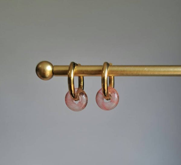 Stainless steel met lichtroze