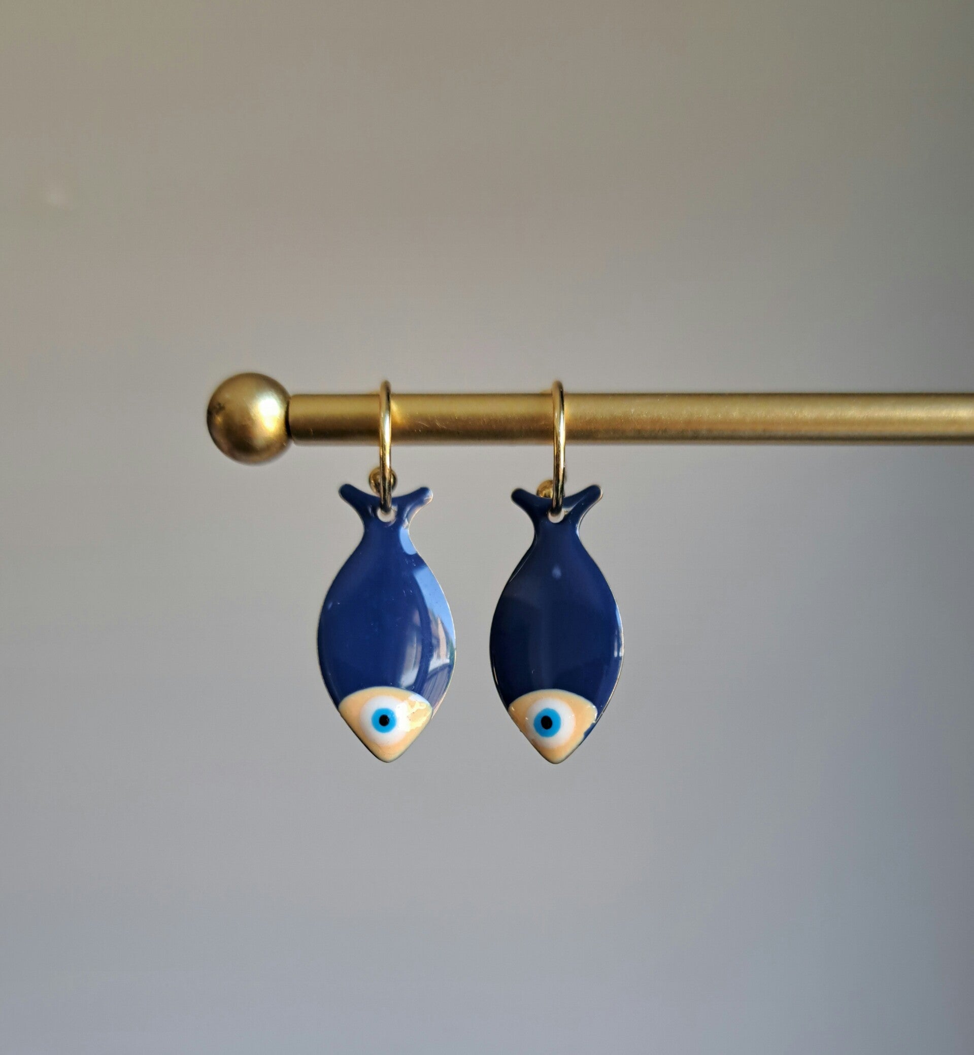 Darkblue fish