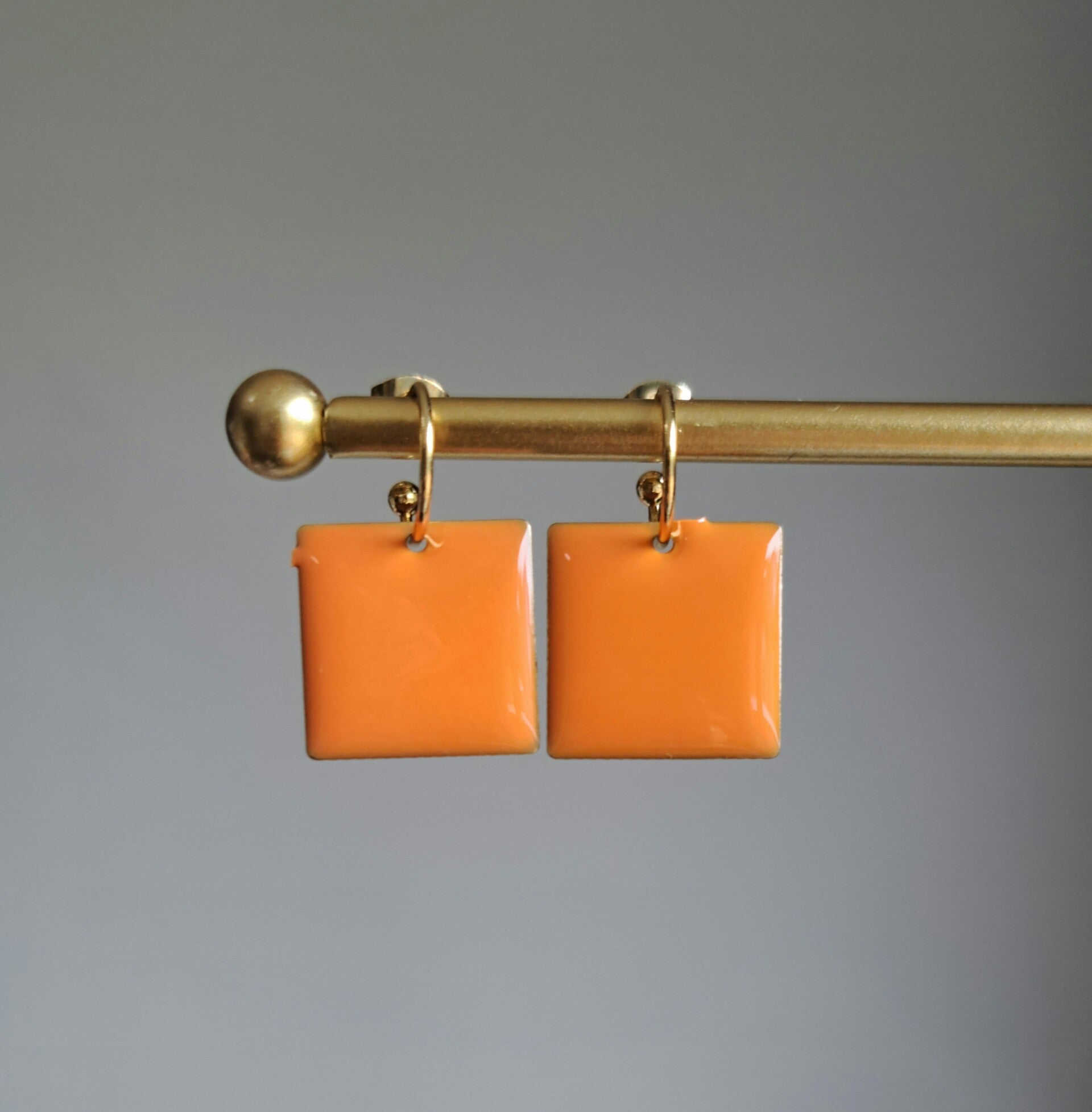 Vierkant oranje