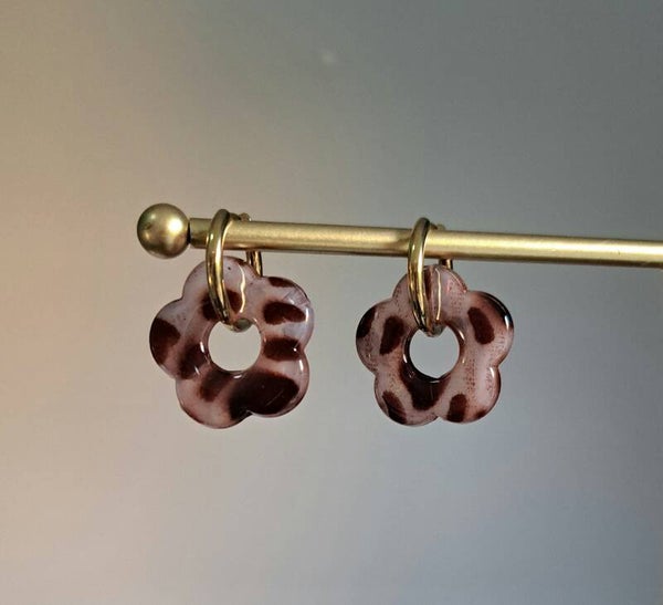 Bruin gevlekte bloemen