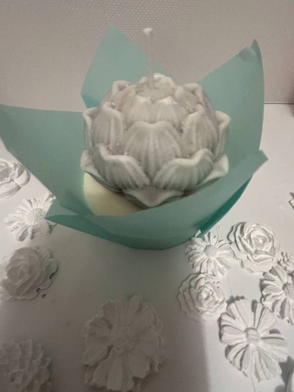 Cup Candles Lotus