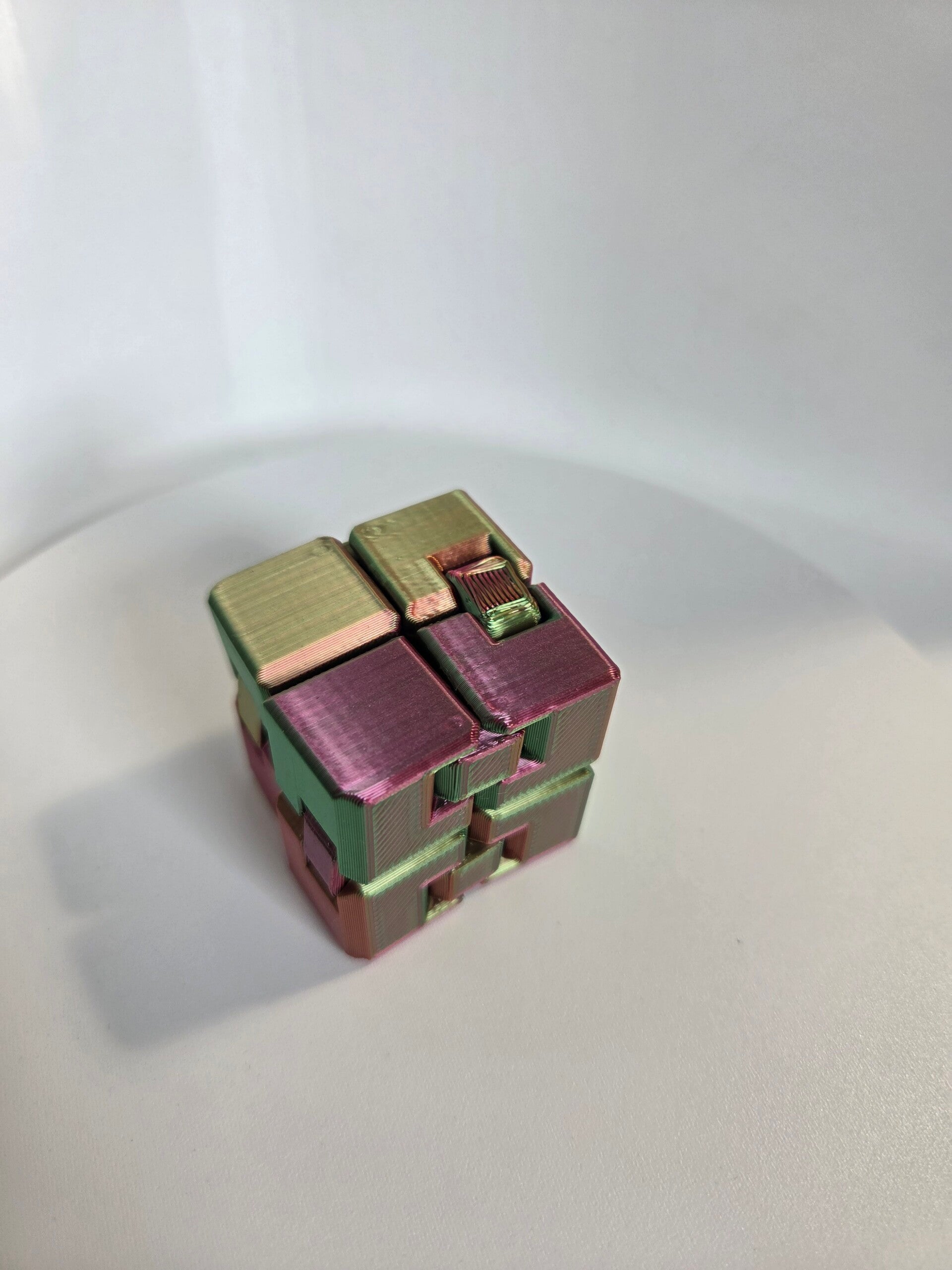 Infinity cube
