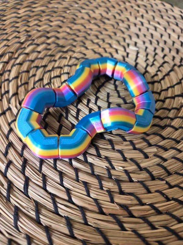 3D-Geprinte Fidget Toy – Regenboog "Fidget Loop"