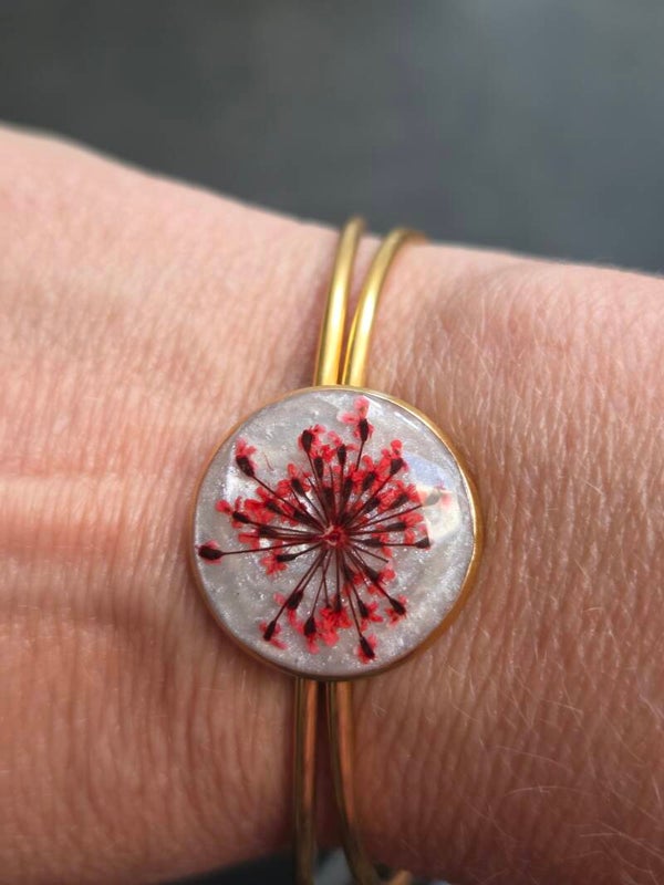 Pure Red Flower