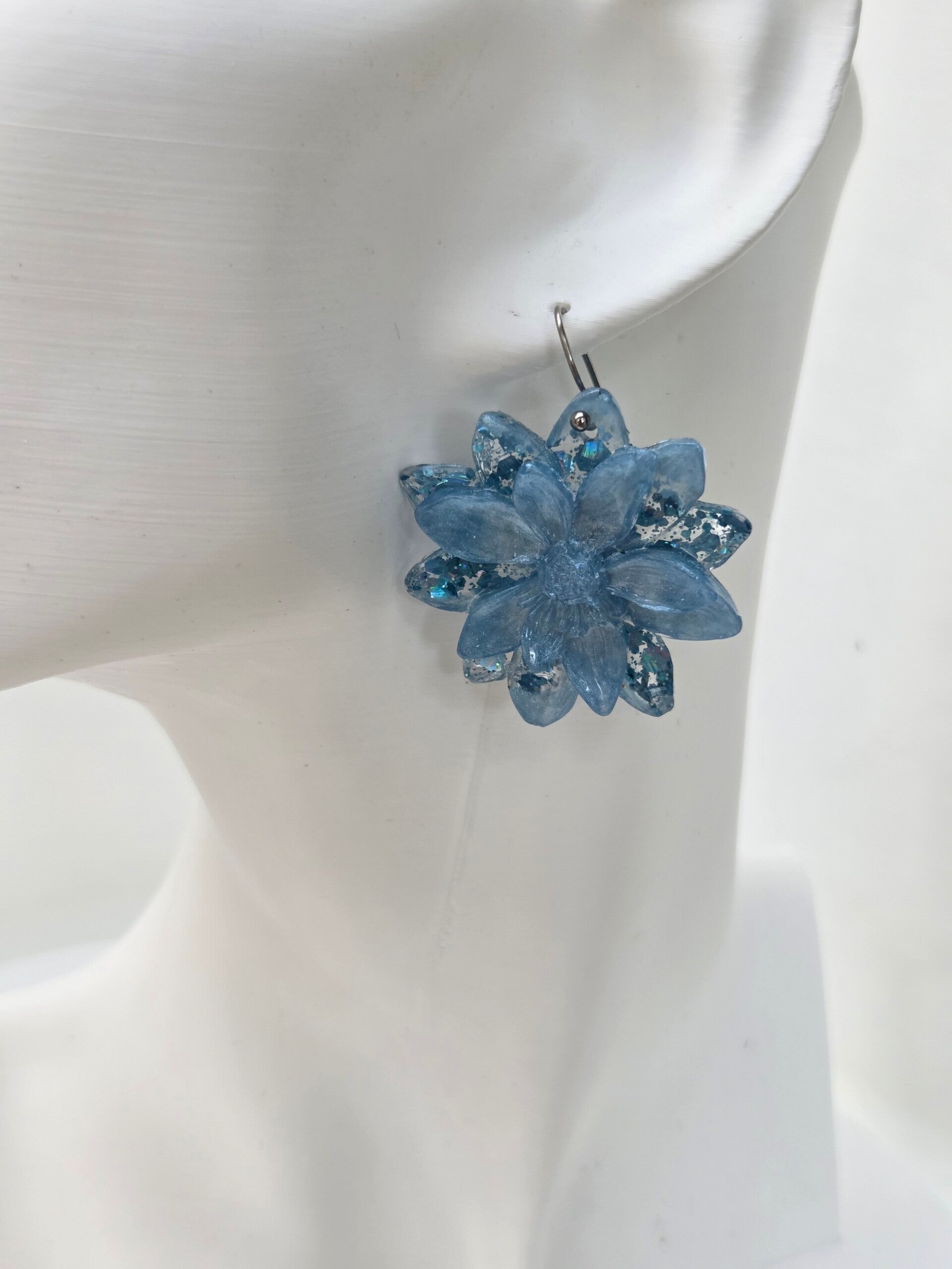 Ice Blue Sparkle Dahlia