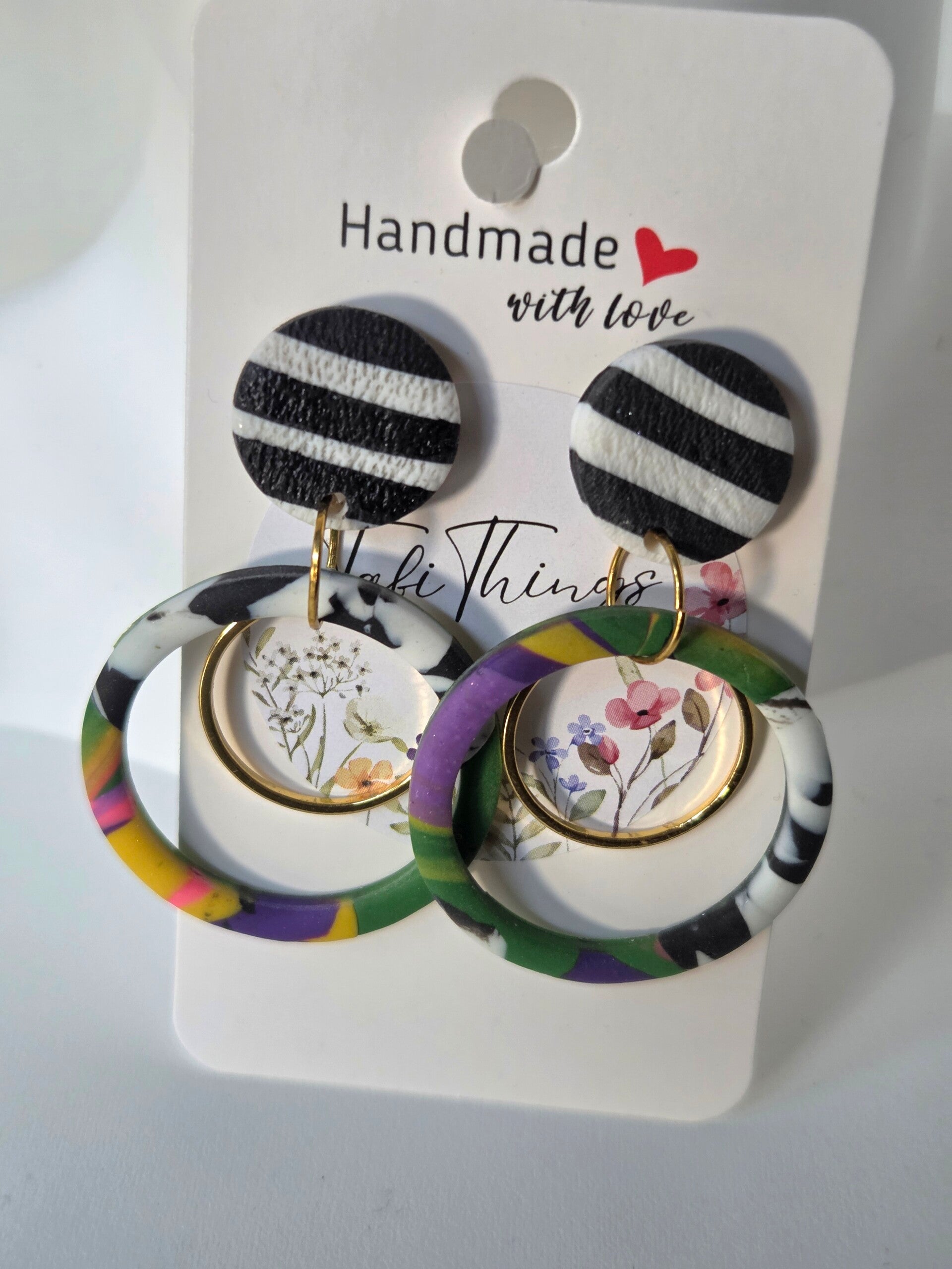 Graphic Stripes & Color Ring Statement