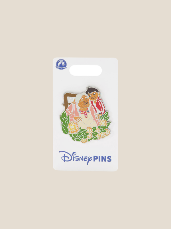 Disney Miguel en overgroot oma pin Coco
