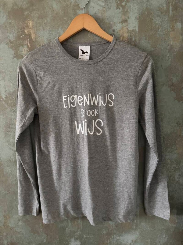 Longsleeve :  eigenwijs is ook wijs