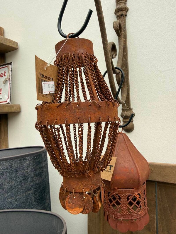 Roest hanger met muntjes (3)