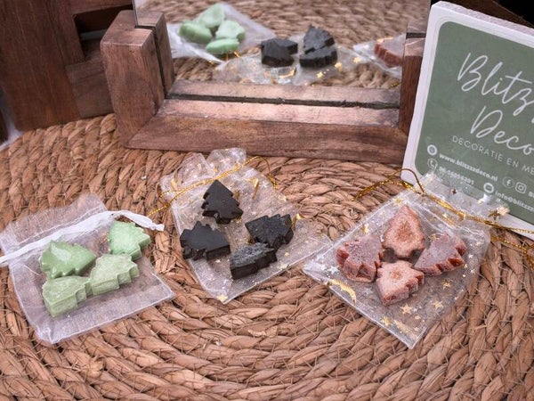 Amber mini kerstboompjes 4 stuks in organza zakje