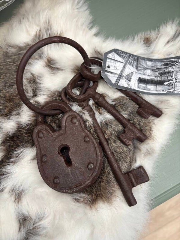 Sleutels en slot gietijzer