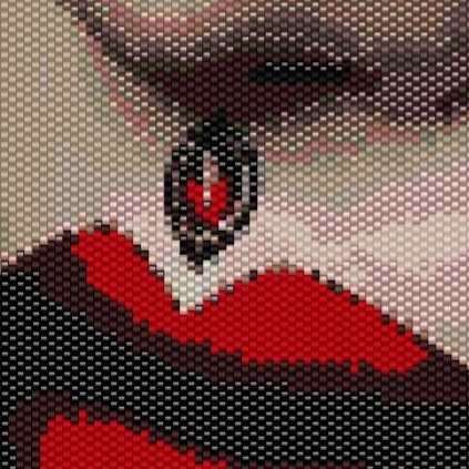 Eine Frau mit auffälligem schwarzem und rotem Make-up und leuchtend roten Lippen, die einen künstlerischen Stil zeigt.