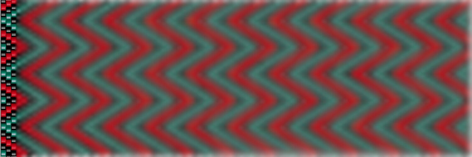 Perlenkette-häkeln-Mustervorlage-grün-schwarz-rot-zackenmuster-von-links-nach-rechts.