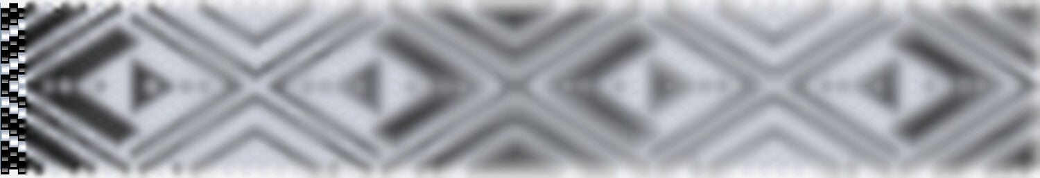 Schwarz-weißes Muster mit einer diagonalen Linie, die durch das Bild verläuft.