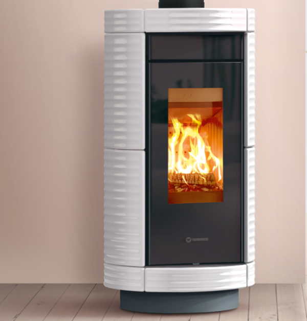 Thermorossi Kaminofen Dorica Evo Wood 10KW Maniolika die Verkleidung ist in 5 Farben wählbar