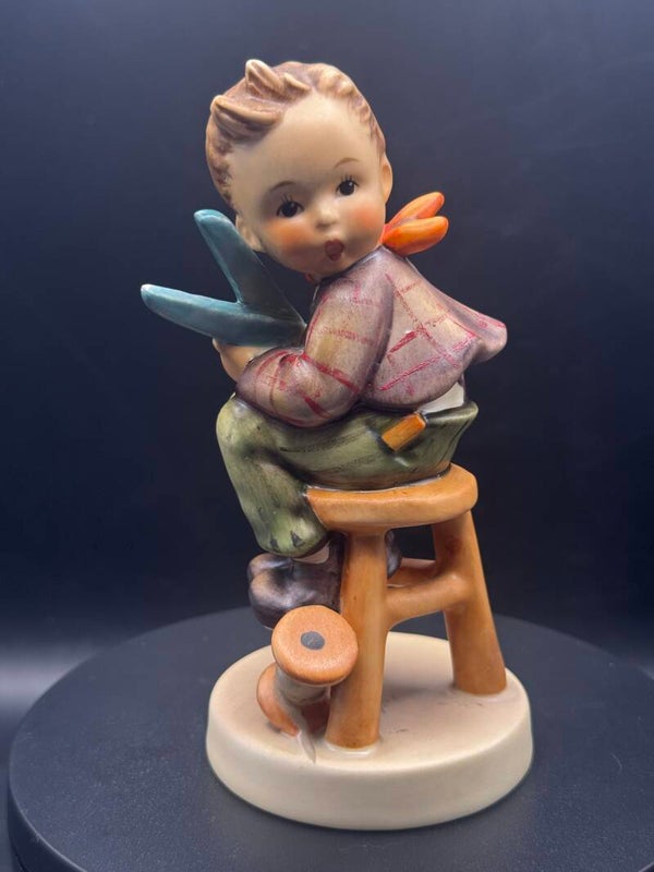 Vintage Goebel Hummel figure The Little Tailor model 308