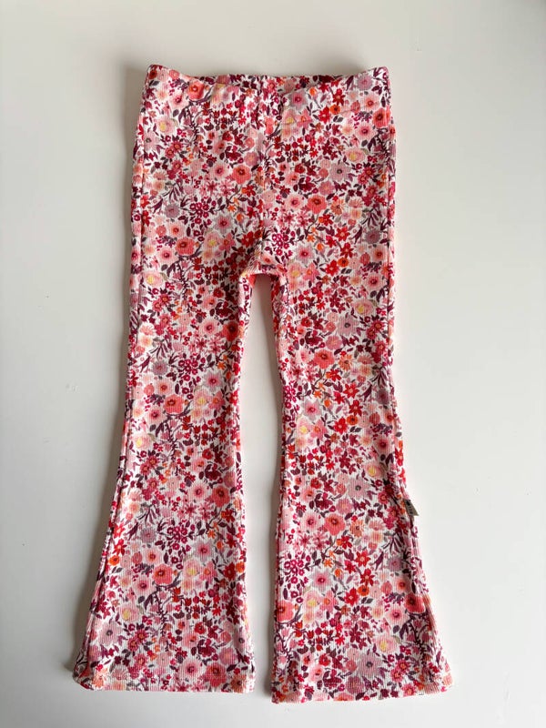 Flared broekje | aquarel flower (rib)