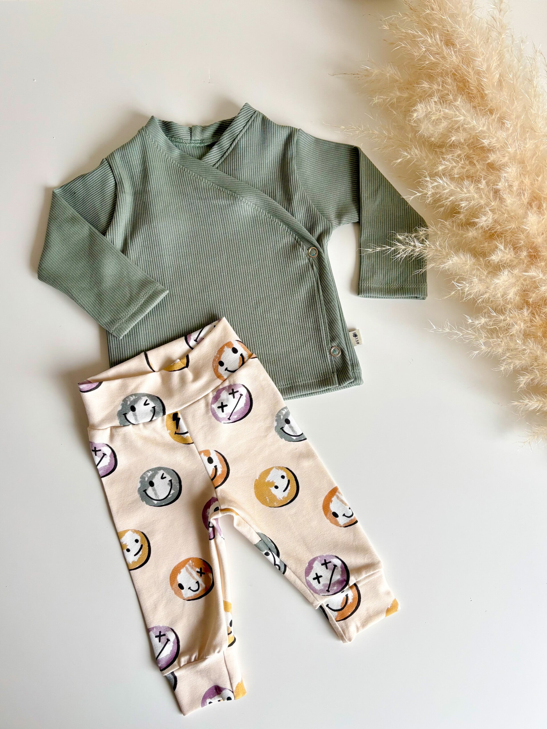 Overslagshirtje effen rib