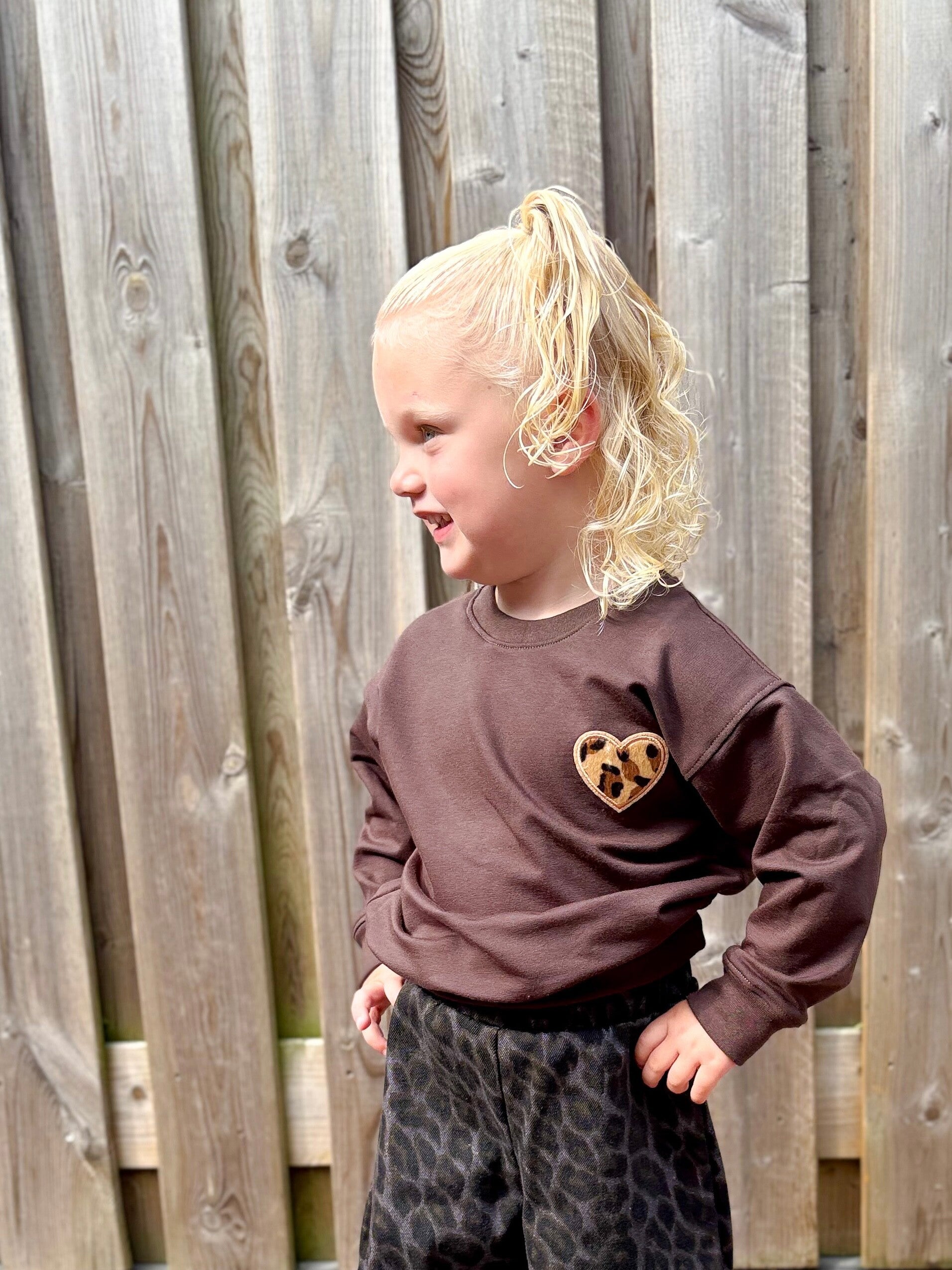Sweater | chocoladebruin