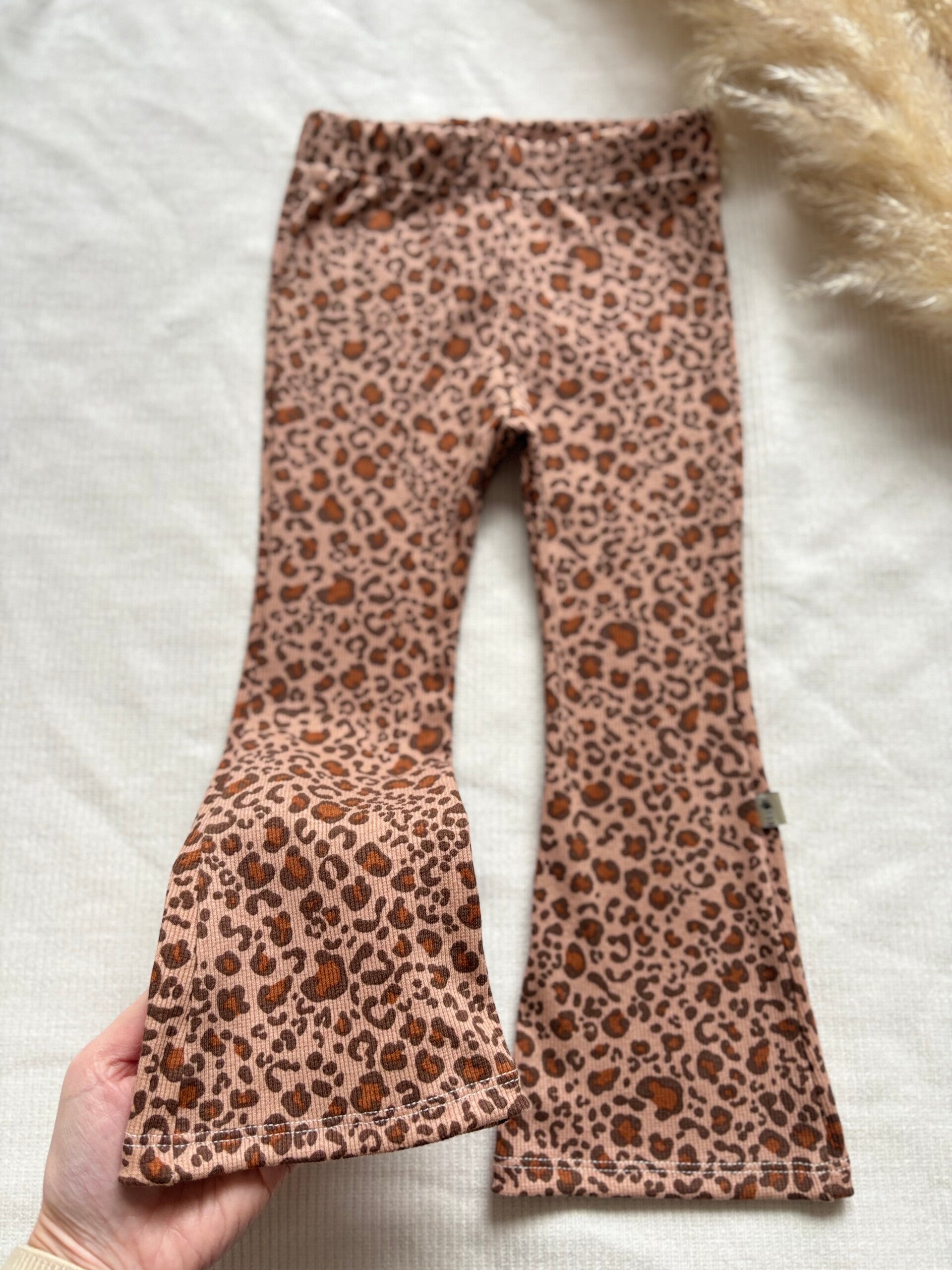 Flared broekje | panterprint bruin (rib)
