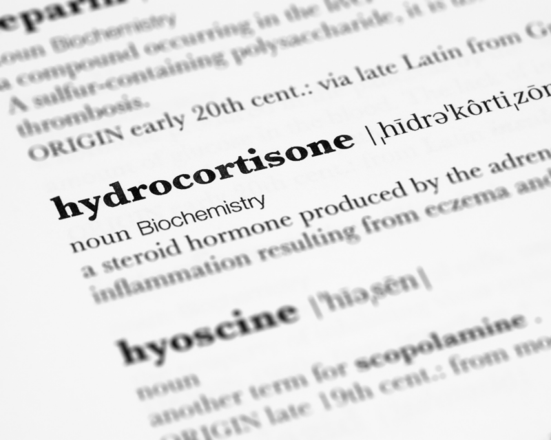 die Anwendung von Kortison u.a. Glokokortikoiden verschlimmert periorale Dermatitis