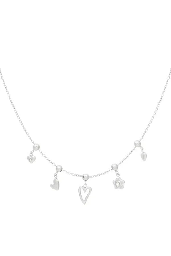 bedelketting bloemen en hartjes