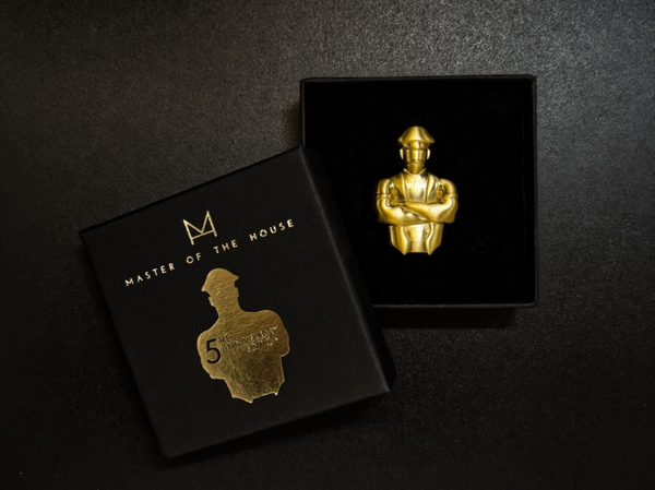 18K Anniversary pin "Master"