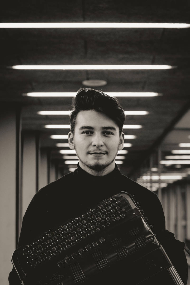 concerten, optredens, volle zalen, viool, top-accordeonist, accorden, duo, live music, proffesioneel, goed optreden, vioolles, workshops