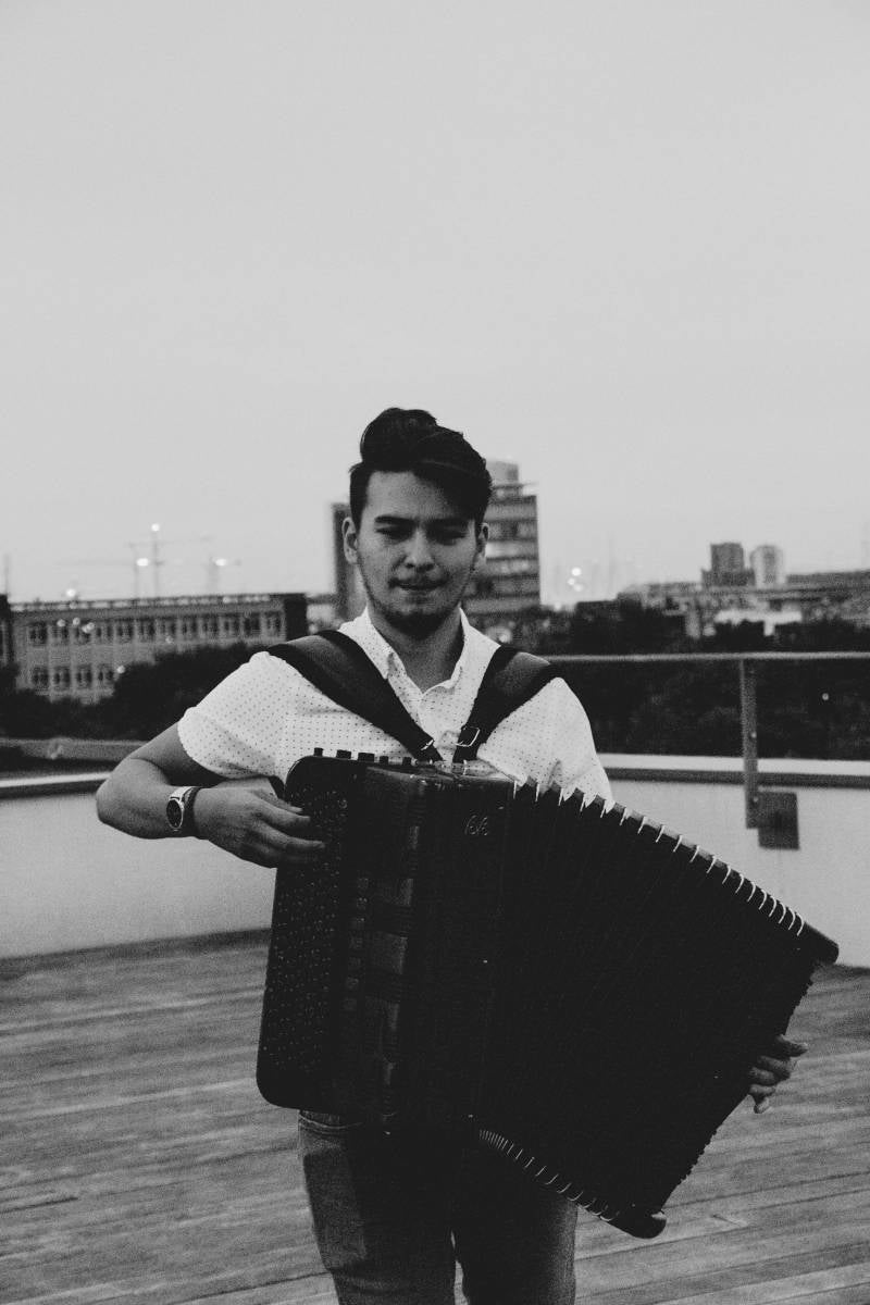 concerten, optredens, volle zalen, viool, top-accordeonist, accorden, duo, live music, proffesioneel, goed optreden, vioolles, workshops