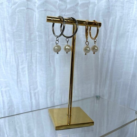 One pearl oorbel groot