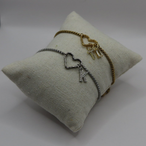 Initiaal armband hart
