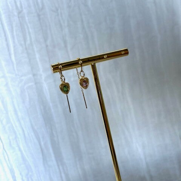 Geboorte steen oorbel hart