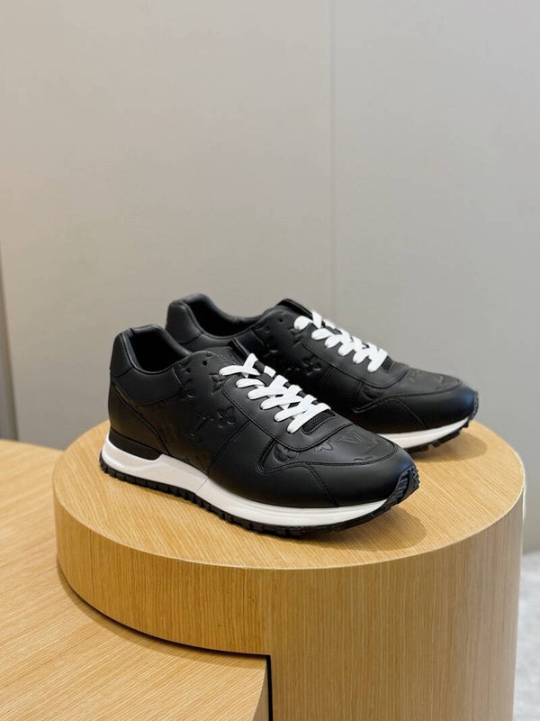 Run away sneaker