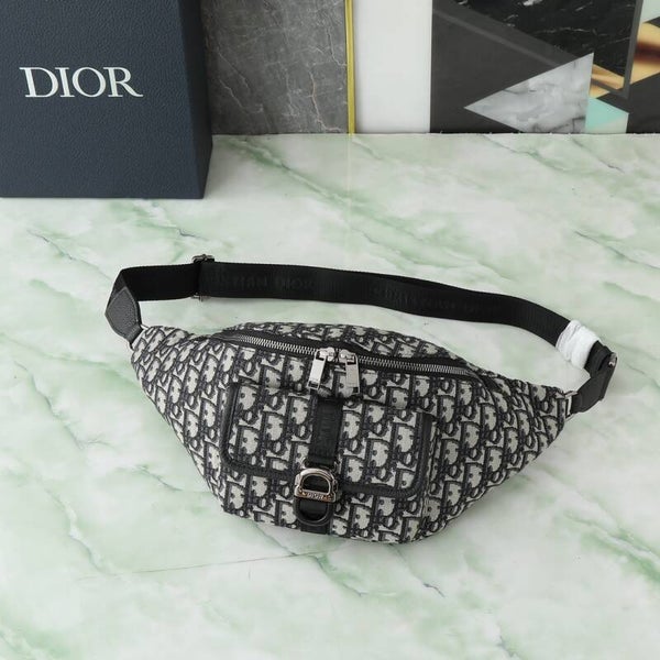 Dior belt bag