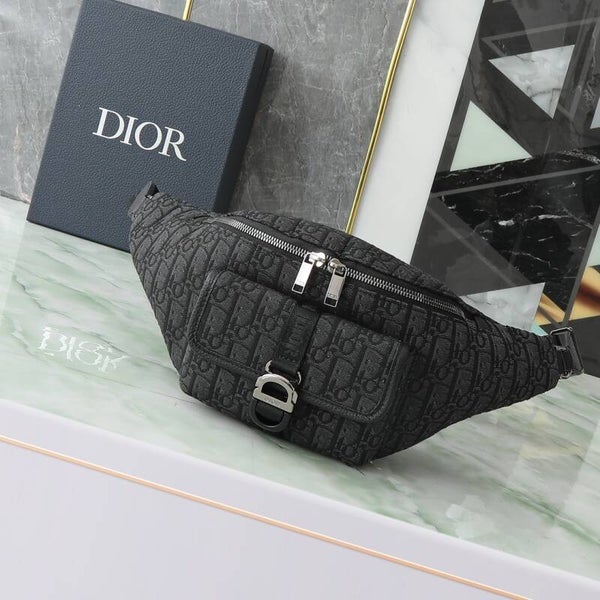 Dior belt bag