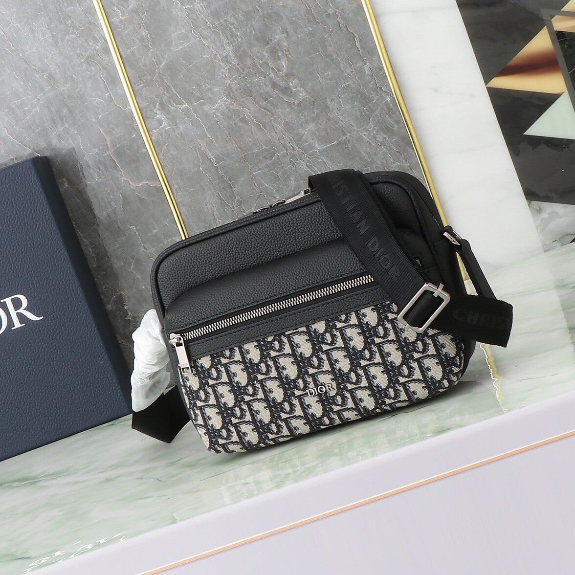 Rider 2.0 Zipped Messenger Bag