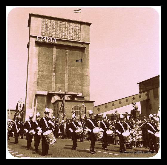 NIEUW! MUZIEKKORPS STAATSMIJN EMMA 1957.© Stm./www.gluckauf.nl