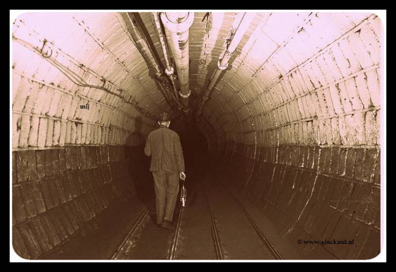 HOOFDSTEENGANG STM.MAURITS 1948.© Stm./www.gluckauf.nl