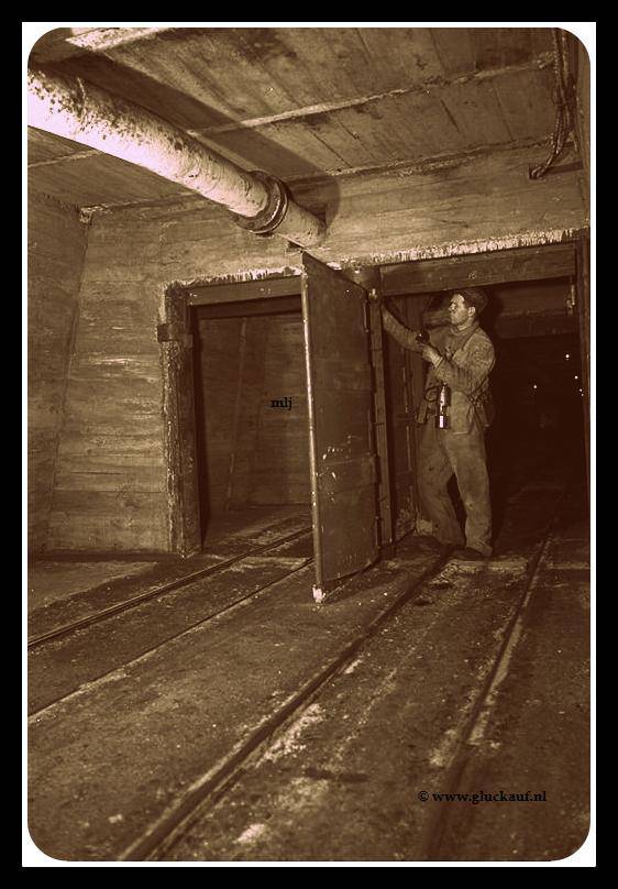 LUCHT VERVERSING ONDERGRONDS Stm.EMMA 1949.© Stm./www.gluckauf.nl