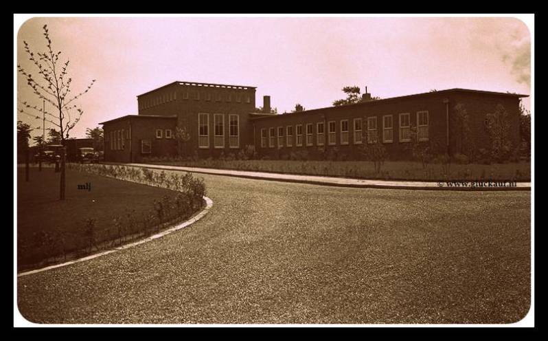 BEAMBTEN CASINO STAATSMIJN MAURITS 1950.© Stm./www.gluckauf.nl