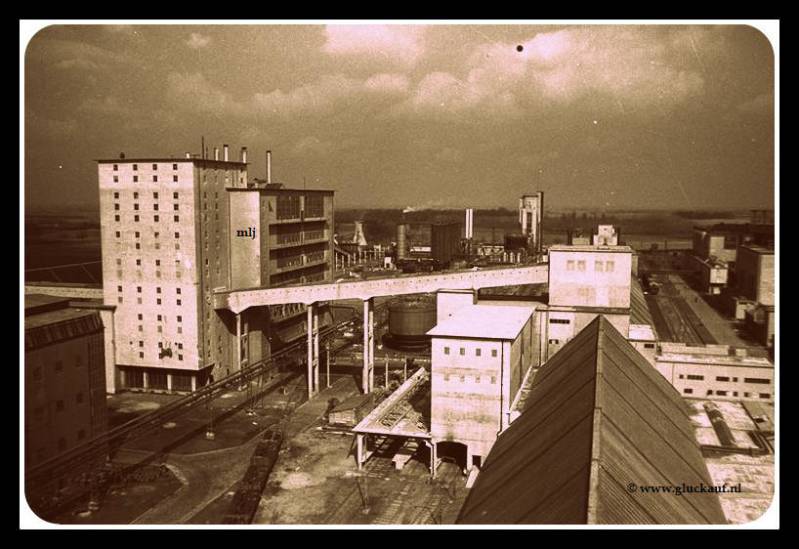 1945.NITRAAT FABRIEK 2NF2 SBB.© Stm./www.gluckauf.nl