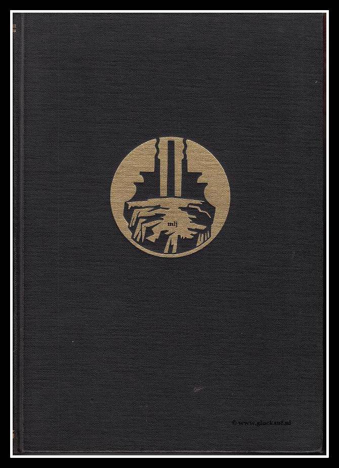 Dit is een gedenkboek ter gelegenheid van het 50-jarig bestaan van de Staatsmijnen in Limburg, 1902-1952. Het boek bevat 410 pagina&#039;s en het bevat vele foto&#039;s en zeer veel informatie.© Stm./www.gluckauf.nl