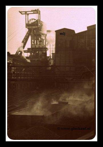 NIEUW! Dampende eierkolen verlaten de mijn stm.Wilhelmina.¢ www.gluckauf.nl