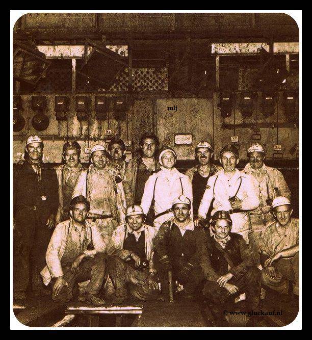 De laatste roofploeg Stm. Emma in 1973.© www.gluckauf.nl