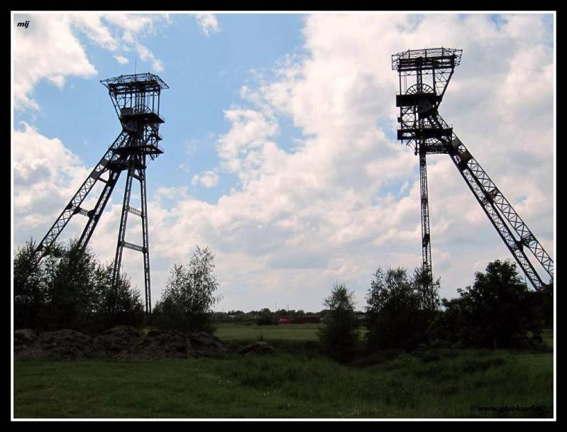 Voormalige Mijn Houthalen, met de twee Schachten.© www.gluckauf.nl