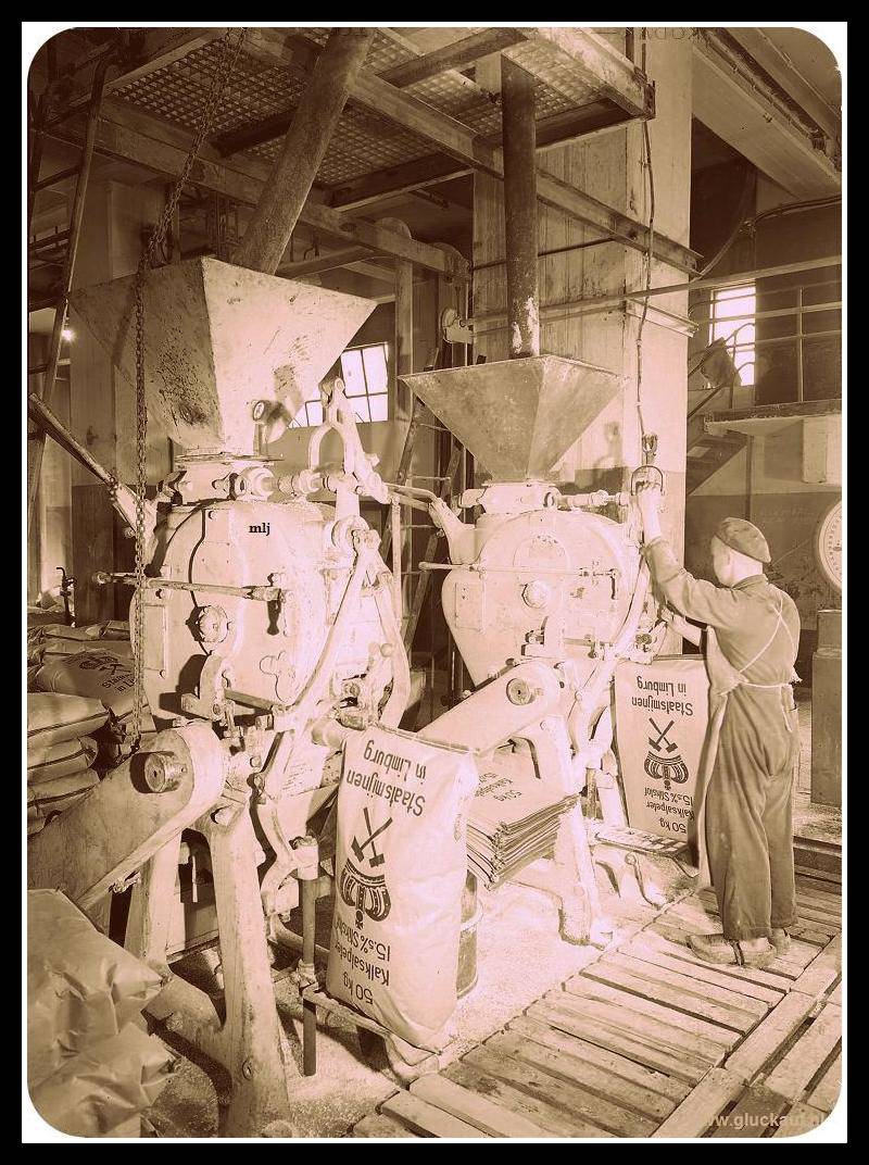 Vulstation van het SBB bedrijf, uit 1950.© Spies/gluckauf.