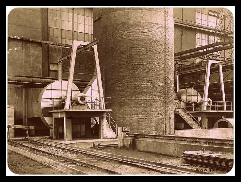 A-Ventilatoren. Rookgasventilator ten behoeve van Staatsmijn Maurits, K 220 en 241, Q = 50 m3sec, Hst = 178 mm WK, t = 80 graden Celsius, motorvermogen 180 PK, n = 720. © Stork & Co./www.gluckauf.nl