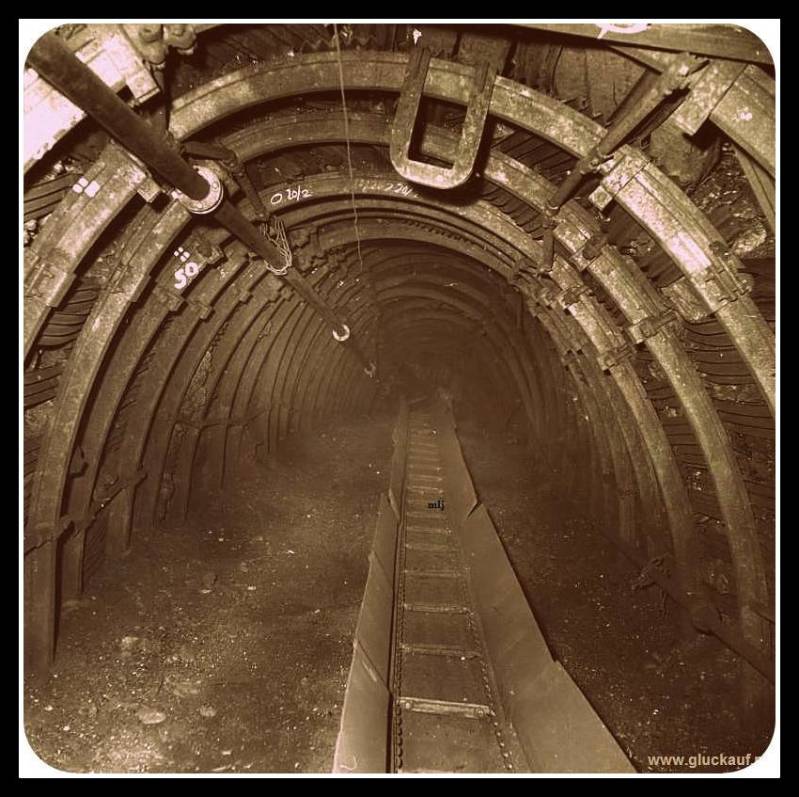 Afvoergalerij uitgevoerd in tunnelbouw in de Oranje-Nassau mijn I.© Doverman/gluckauf.
